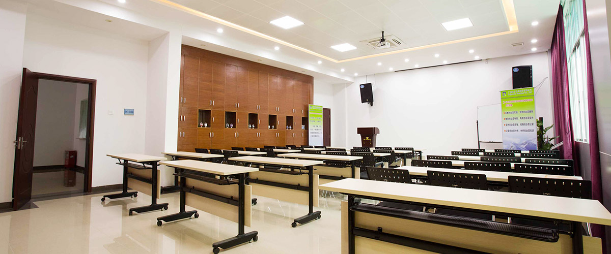 royal皇家88复合办公室